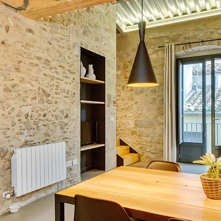 Flateli Cort Reial Verd خيرونا